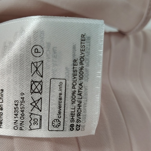 H&M Beige Accordion Skirt Size 8 Flowy Faux Tie Front Elastic Stretch  Waist - Picture 7 of 8